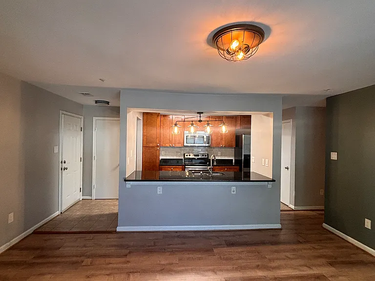 14201 Wolf Creek Pl #6 — Photo 6