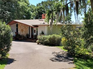 41345 Silver Dr, Umatilla, FL 32784