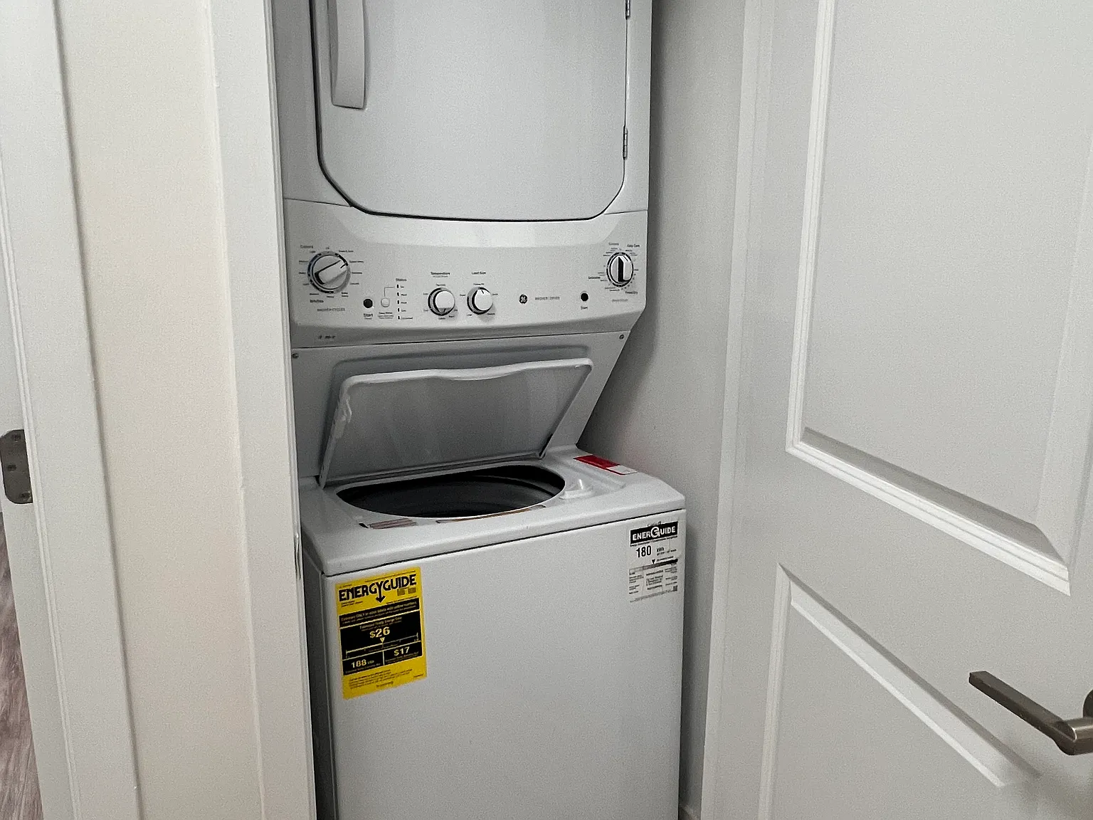 4 bed, 1140 sqft, $10,000 — Photo 4