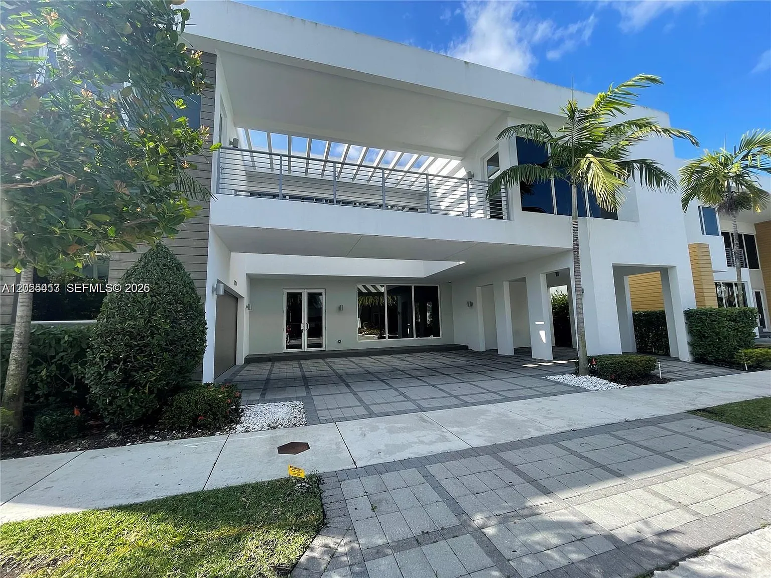 Doral Commons Residential — Photo 2