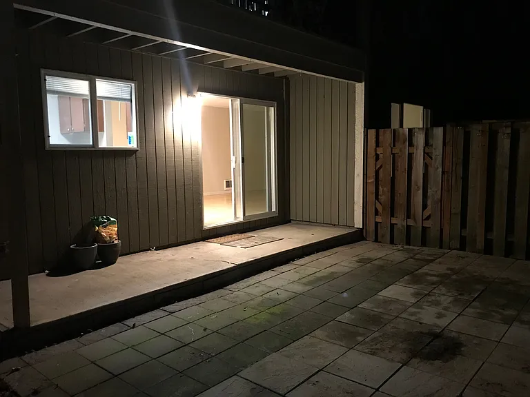 SW Terri Ct — Photo 16