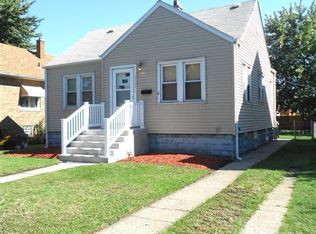 2127 Davis Ave, Whiting, IN 46394