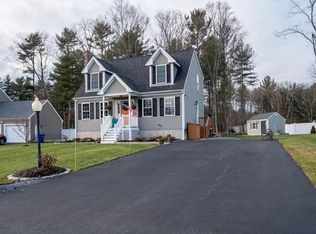 68 Shetland Rd, Taunton, MA 02780