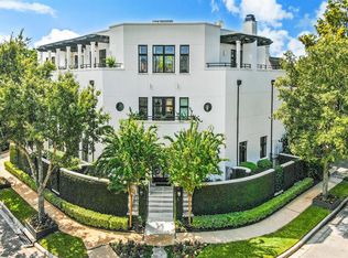2201 Avalon Pl, Houston, TX 77019