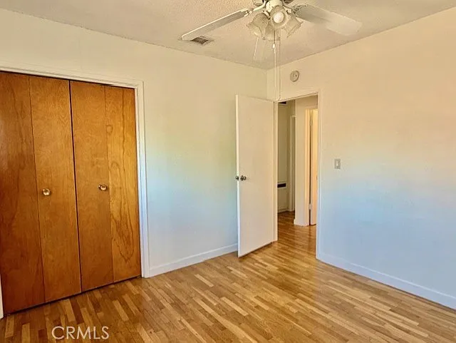 964 W 2nd St — Photo 9