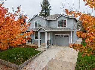 10457 SE Ellis St, Portland, OR 97266