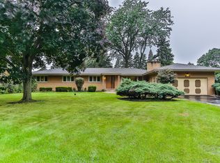 269 S Circle Dr, Palatine, IL 60067