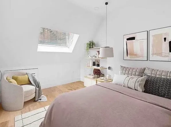 20 E 22nd St, New York, NY