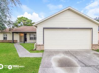 148 Oak Lake Rd, Melbourne, FL 32901