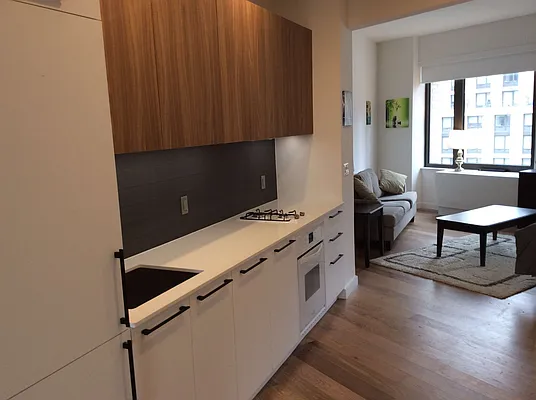 Rented by Compass | media 35