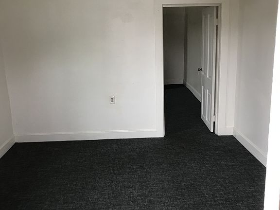 3rd image of 8916 Edinburgh St