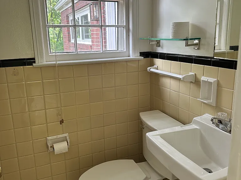 620 Royal Oaks Pl — Photo 9