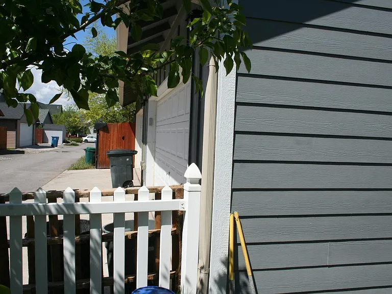 4425 Bordeaux Blvd #A — Photo 12