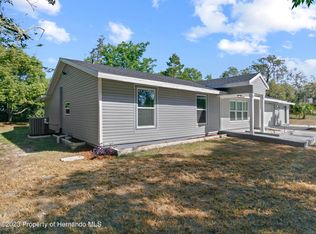 7149 Spruce Dr, Weeki Wachee, FL 34607