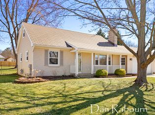 5454 Londonderry Dr SE, Kentwood, MI 49508