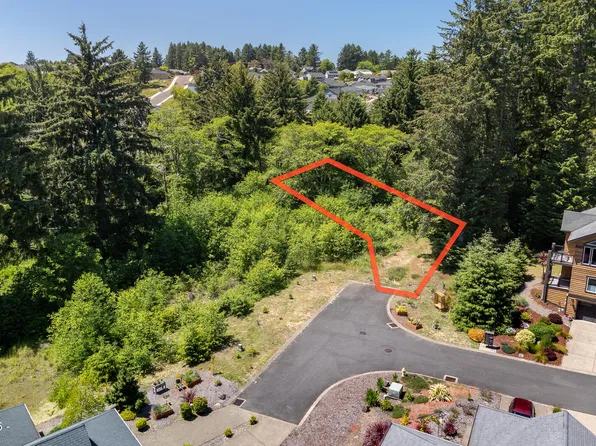 3061 NE Cascara Ct, Lincoln City, OR 97367