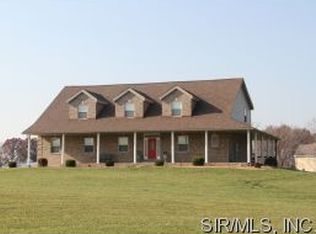 2875 Indian Meadows Ln, Edwardsville, IL 62025
