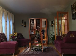9015 S 82nd Ave, Hickory Hills, IL 60457