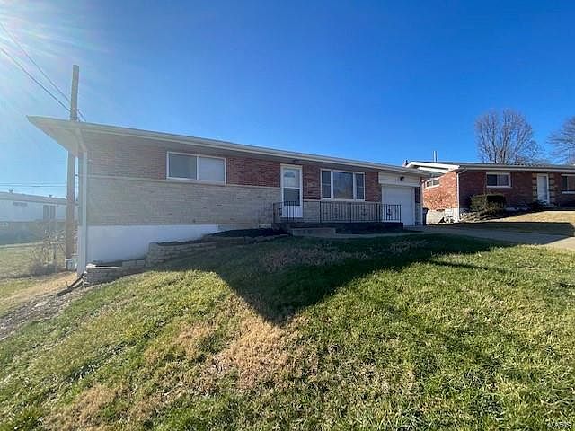 1st image of 408 Southampton Dr