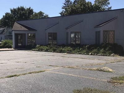 3105 N Prospect Rd, Peoria, IL, 61603