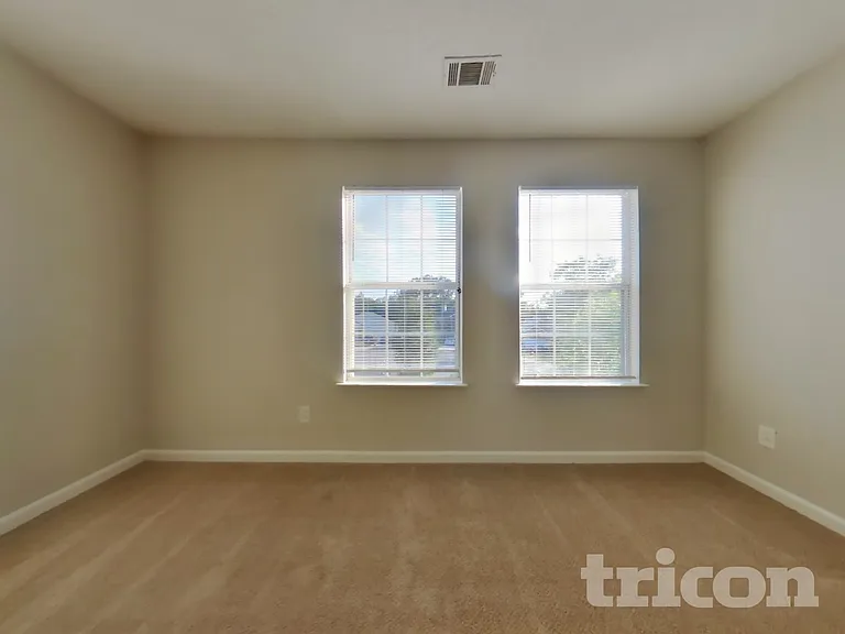 1104 Saint Phillips Ct — Photo 13