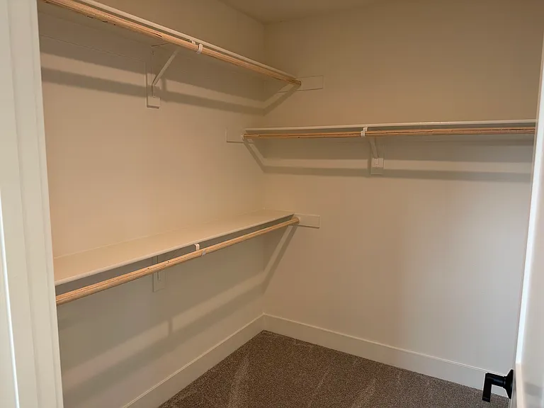 2182 Skylar Pl — Photo 4