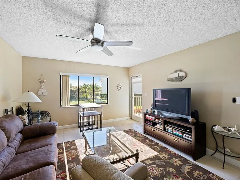 1515 Pinellas Bayway S #7 — Photo 11