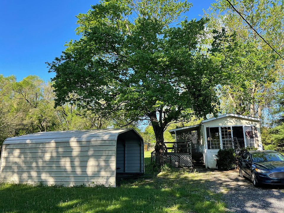 1st image of 26 Dogwood Ln