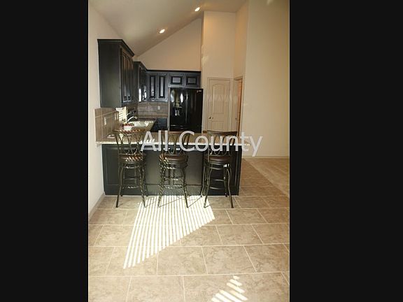 5th image of 15745 Carlton Oaks Dr