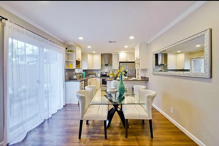 2474 Clear Spring Ct — Photo 5