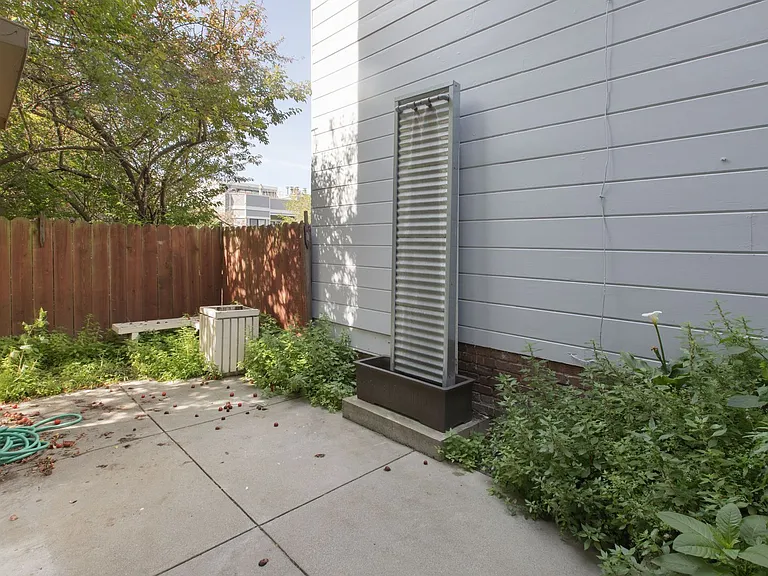 1409 1421 Sacramento Street 7 #9 — Photo 19