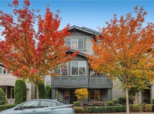 951 3rd Ave NE, Issaquah, WA 98029