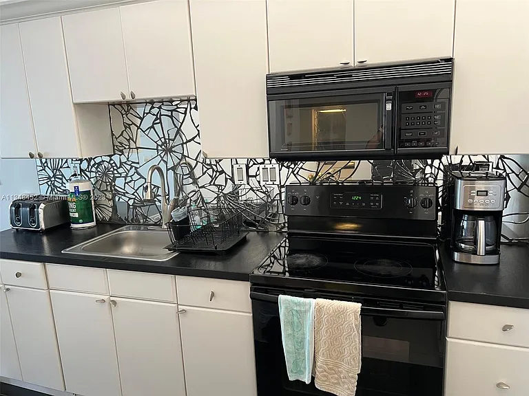 100 Lincoln Rd #1007 — Photo 13