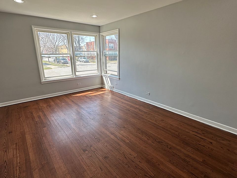 1st image of 8957 Lamon Ave #1N
