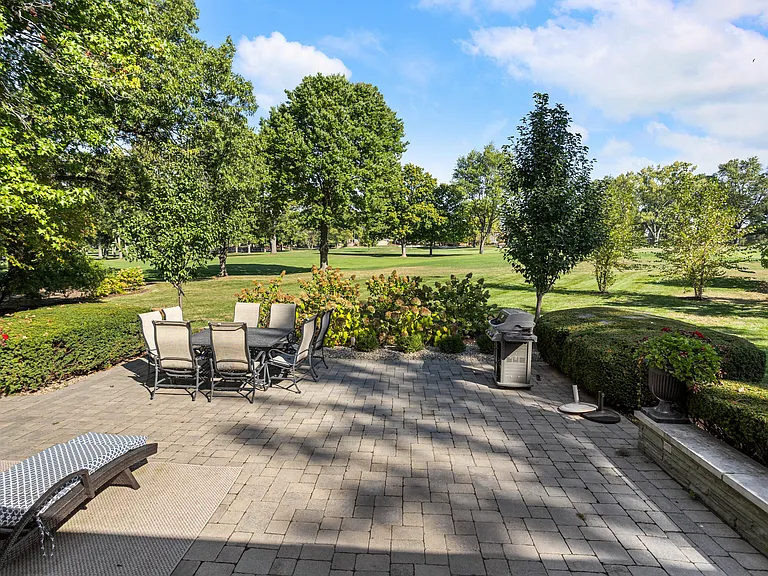7 Greencroft Dr — Photo 31