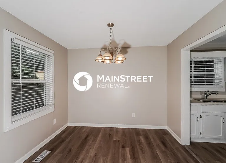 1729 Tall Oak Cir — Photo 6