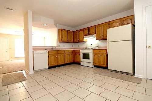 5th image of 1453 Bradyville Pike