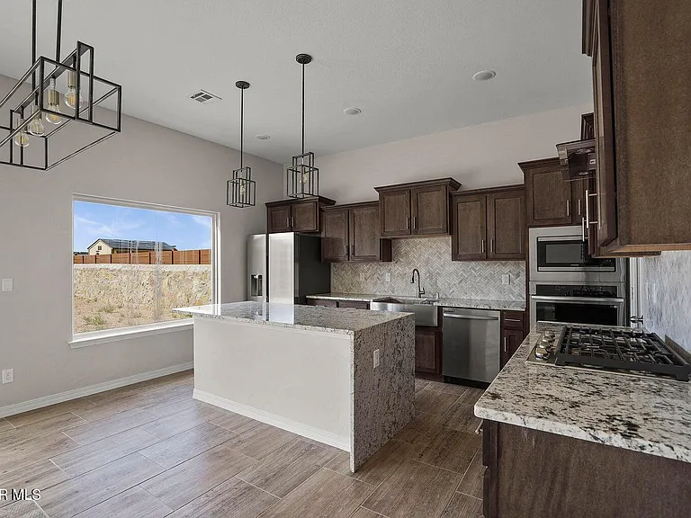 2213 Tierra Delmonte Dr — Photo 12