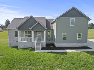 110 Aplin Branch Rd, Cottontown, TN 37048