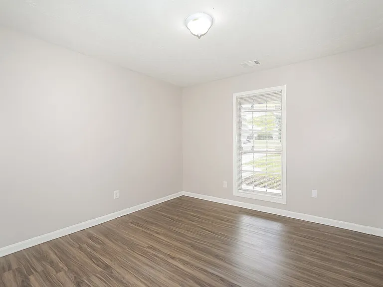5712 Mistyview Dr — Photo 12