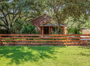 413 Waco Ave, League City, TX 77573