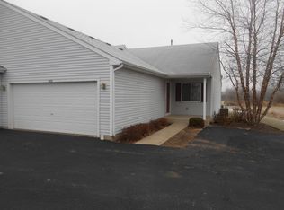 530 Timber Dr, Harvard, IL 60033