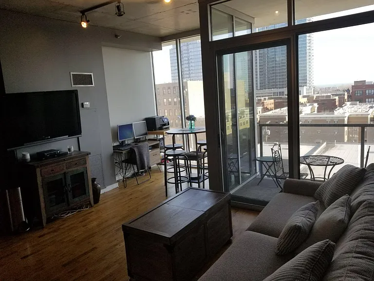 1720 S Michigan Ave #705 — Photo 1