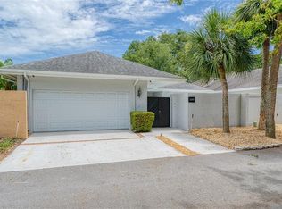 1549 Oak Tree Ct, Apopka, FL 32712