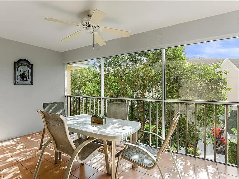 5635 Turtle Bay Dr #8 — Photo 14