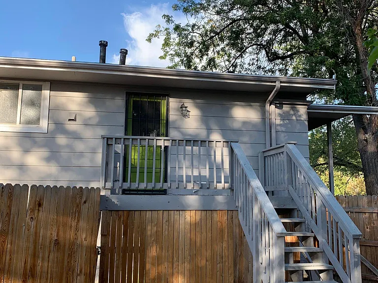 6233 S Sterne Pkwy — Photo 13