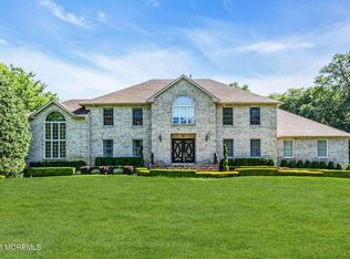 5 Shira Lane, Manalapan, NJ 07726