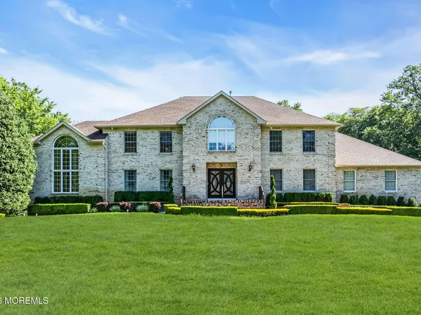 5 Shira Lane, Manalapan, NJ 07726