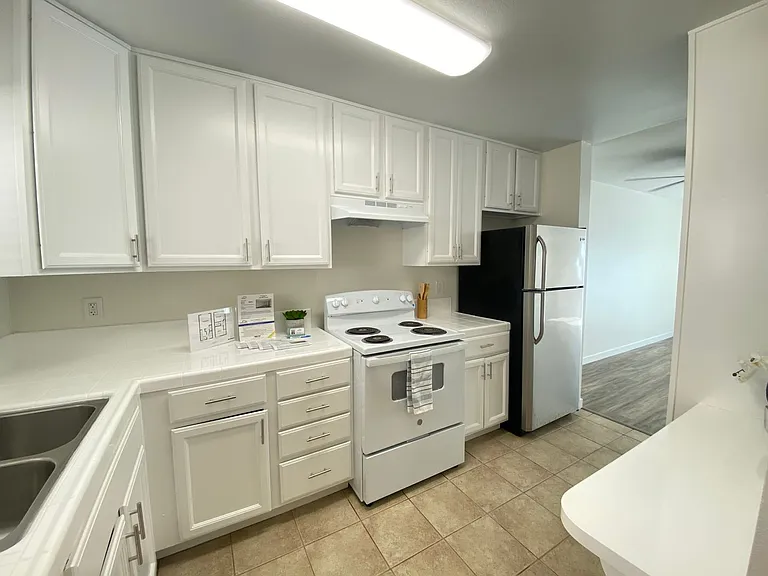 Cinnamon Apartments — Photo 8