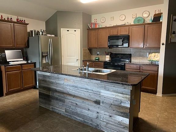3rd image of 1203 Monaco Dr